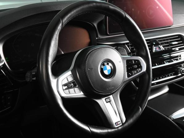 BMW 5 серии VII (G30/G31/G38) Рестайлинг с пробегом 2021 года, цена 4 329 000 рублей, 159984 км, седан, Автокод Объявления