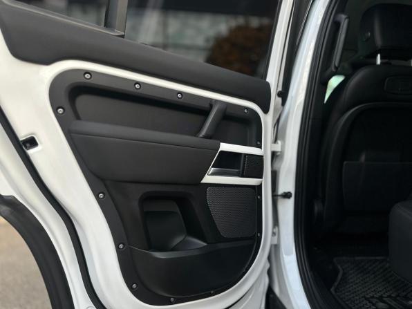 Land Rover Defender II с пробегом 2021 года, цена 5 120 000 рублей, 99313 км, внедорожник, Автокод Объявления