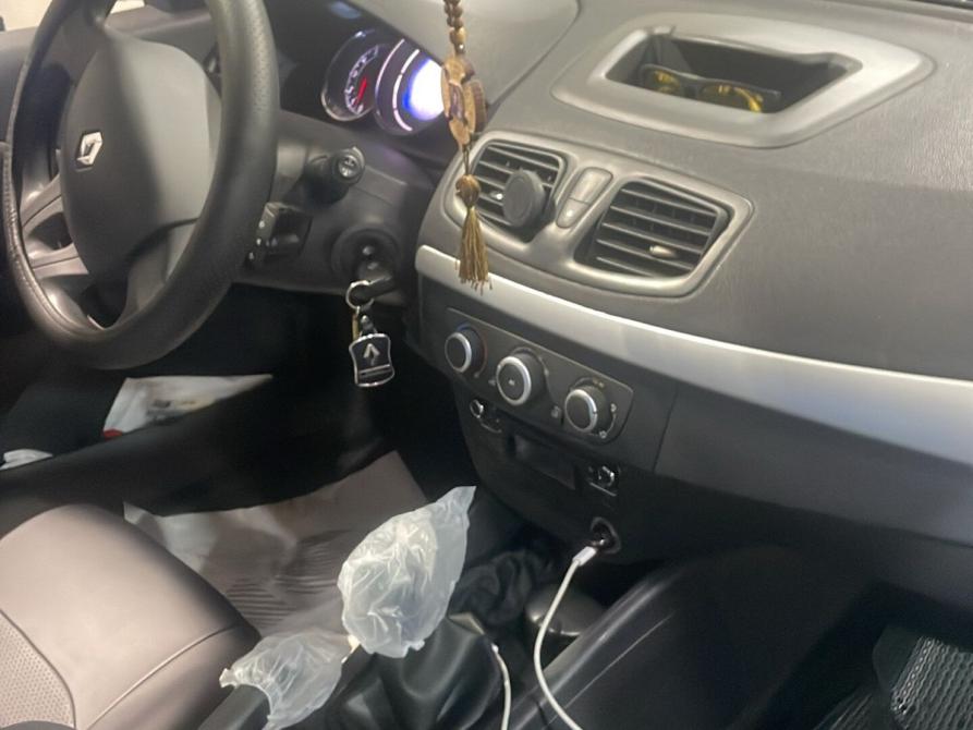 Renault Fluence I Рестайлинг Санкт-Петербург  - изображение 9