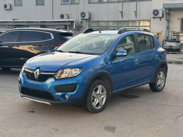 Renault Sandero II с пробегом 2018 года, цена 1 049 000 рублей, 147499 км, хэтчбек, Автокод Объявления