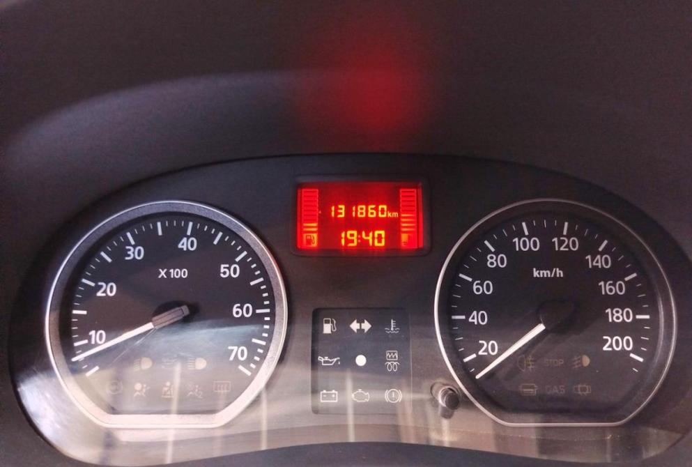 Renault Sandero I Саратов  - изображение 13