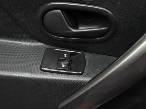 Renault Sandero II Рестайлинг с пробегом 2018 года, цена 920 000 рублей, 192530 км, хэтчбек, Автокод Объявления