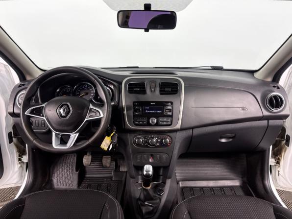 Renault Logan II Рестайлинг с пробегом 2022 года, цена 1 030 000 рублей, 79472 км, седан, Автокод Объявления