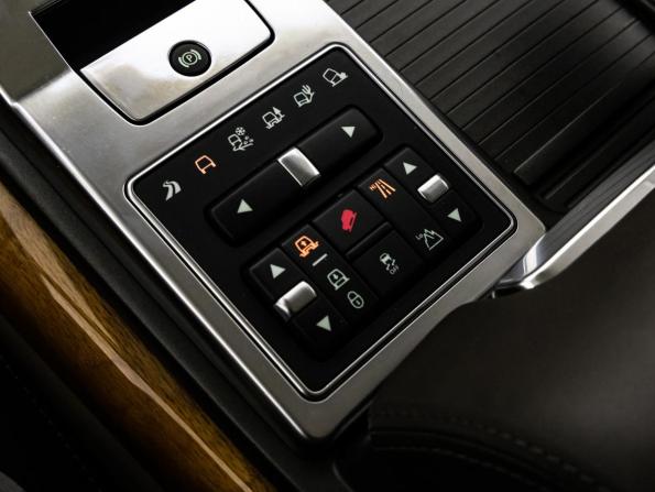 Land Rover Range Rover Sport I Рестайлинг с пробегом 2012 года, цена 2 149 000 рублей, 203131 км, внедорожник, Автокод Объявления