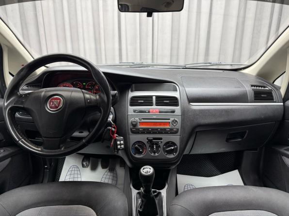 Fiat Linea с пробегом 2011 года, цена 499 000 рублей, 211878 км, седан, Автокод Объявления