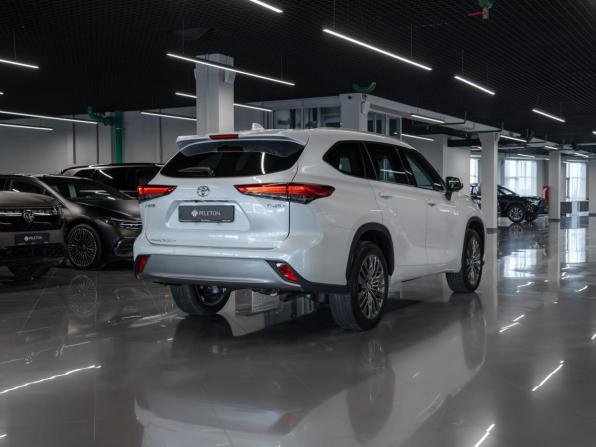 Toyota Highlander IV (XU70) с пробегом 2026 года, цена 5 600 000 рублей, 10 км, внедорожник, Автокод Объявления