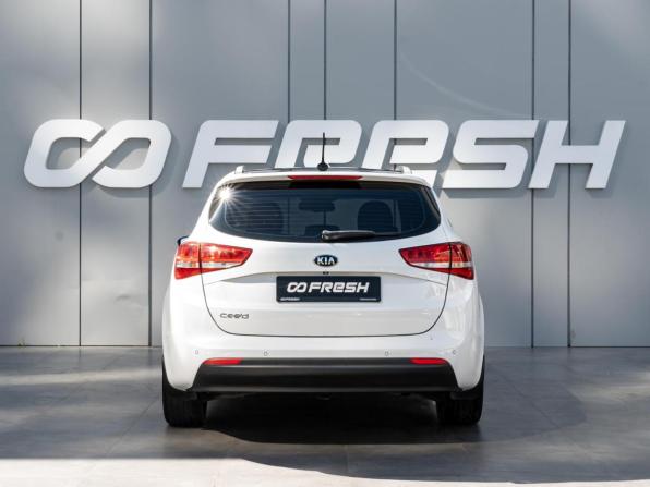Kia Ceed II Рестайлинг с пробегом 2016 года, цена 1 470 000 рублей, 82965 км, универсал, Автокод Объявления