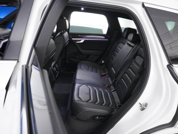 Volkswagen Touareg III с пробегом 2018 года, цена 4 790 055 рублей, 102948 км, внедорожник, Автокод Объявления