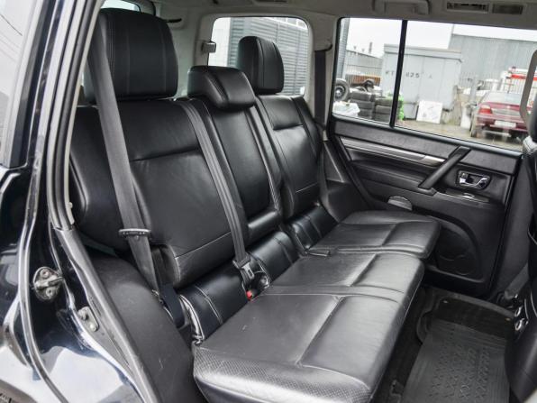 Mitsubishi Pajero IV с пробегом 2011 года, цена 1 950 000 рублей, 398459 км, внедорожник, Автокод Объявления