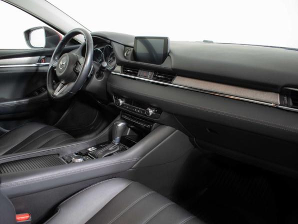 Mazda 6 III (GJ) Рестайлинг 2 с пробегом 2018 года, цена 2 480 000 рублей, 107800 км, седан, Автокод Объявления
