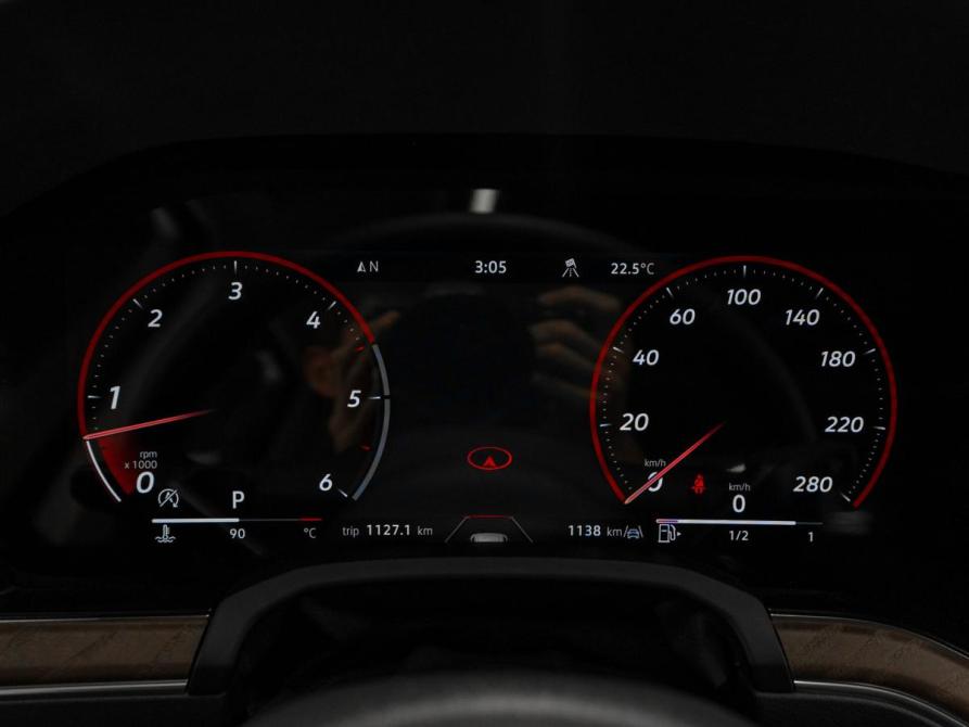 Volkswagen Touareg III Рестайлинг Москва  - изображение 12