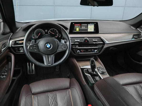 BMW 5 серии VII (G30/G31/G38) с пробегом 2018 года, цена 4 329 000 рублей, 137366 км, седан, Автокод Объявления