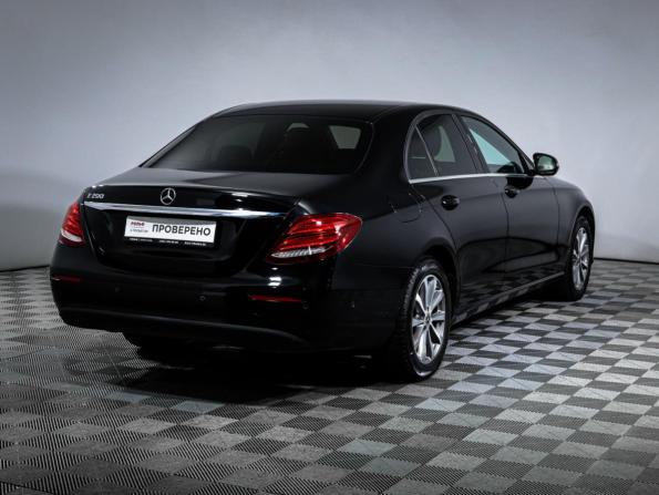 Mercedes-Benz E-Класс V (W213 S213 C238) с пробегом 2018 года, цена 2 320 000 рублей, 167379 км, седан, Автокод Объявления
