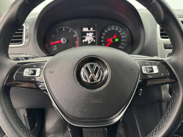 Volkswagen Polo V Рестайлинг с пробегом 2017 года, цена 1 266 000 рублей, 85794 км, седан, Автокод Объявления
