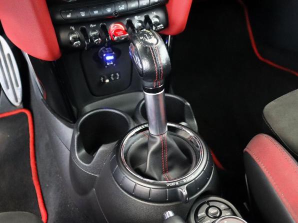 Mini Hatch III (F55/F56) с пробегом 2016 года, цена 2 160 000 рублей, 148840 км, хэтчбек, Автокод Объявления