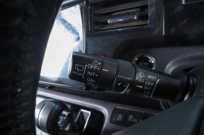 Honda Stepwgn V с пробегом 2016 года, цена 1 489 000 рублей, 292361 км, минивэн, Автокод Объявления