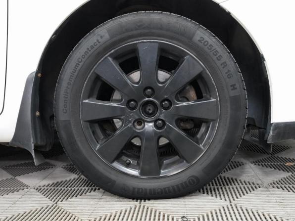 Toyota Auris I Рестайлинг с пробегом 2012 года, цена 845 000 рублей, 247943 км, хэтчбек, Автокод Объявления