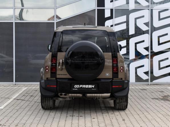 Land Rover Defender II с пробегом 2022 года, цена 5 815 000 рублей, 38943 км, внедорожник, Автокод Объявления
