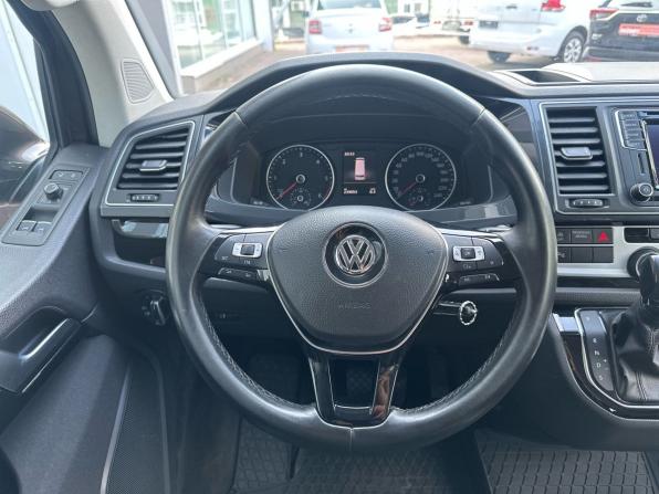 Volkswagen Multivan T6 с пробегом 2019 года, цена 4 199 000 рублей, 239000 км, минивэн, Автокод Объявления
