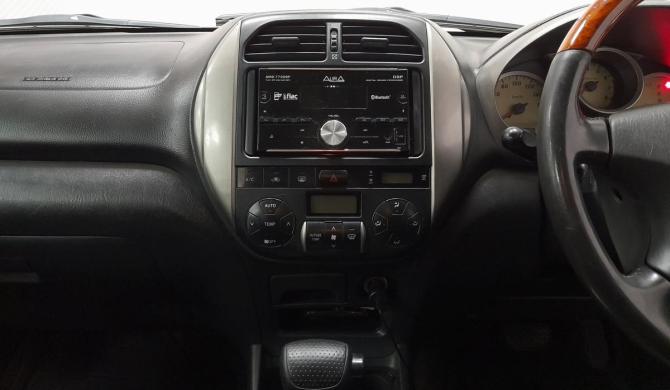 Toyota RAV4 II (XA20) Рестайлинг с пробегом 2004 года, цена 699 000 рублей, 267000 км, внедорожник, Автокод Объявления