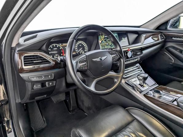 Genesis G90 I с пробегом 2018 года, цена 3 270 000 рублей, 101888 км, седан, Автокод Объявления