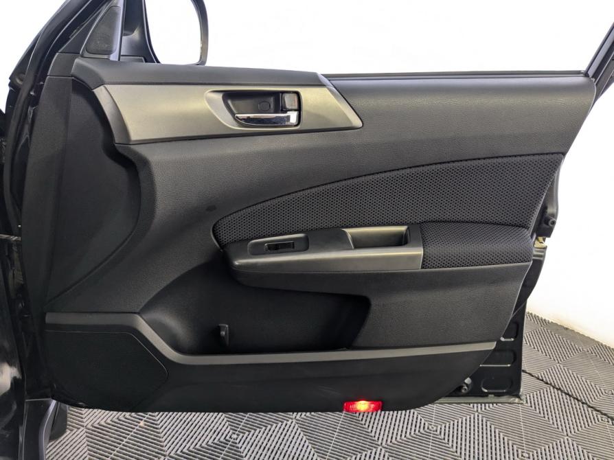 Subaru Forester III Москва  - изображение 21