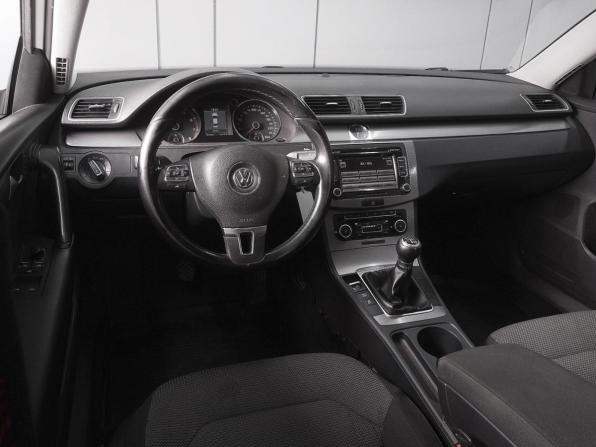 Volkswagen Passat B7 с пробегом 2011 года, цена 1 130 000 рублей, 185907 км, седан, Автокод Объявления