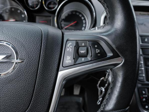 Opel Astra J с пробегом 2010 года, цена 798 700 рублей, 133340 км, хэтчбек, Автокод Объявления