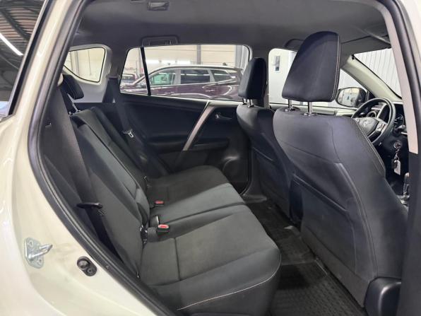 Toyota RAV4 IV (XA40) Рестайлинг с пробегом 2016 года, цена 2 137 000 рублей, 174139 км, внедорожник, Автокод Объявления