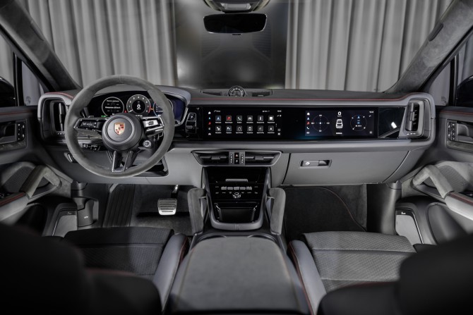 Новый Porsche Cayenne III Рестайлинг 2024 года, цена 30 657 500 рублей, внедорожник, Автокод Объявления