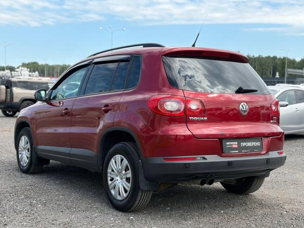 Volkswagen Tiguan I с пробегом 2011 года, цена 695 000 рублей, 260000 км, внедорожник, Автокод Объявления
