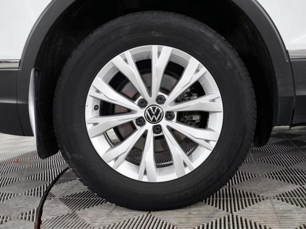 Volkswagen Tiguan II Рестайлинг с пробегом 2021 года, цена 2 898 000 рублей, 94000 км, внедорожник, Автокод Объявления