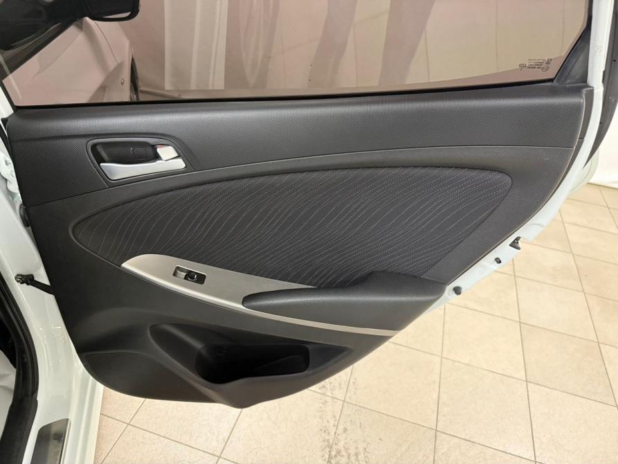 Hyundai Solaris I Рестайлинг Кандалакша  - изображение 23