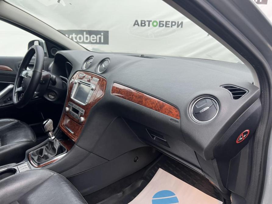 Ford Mondeo IV Октябрьский  - изображение 11