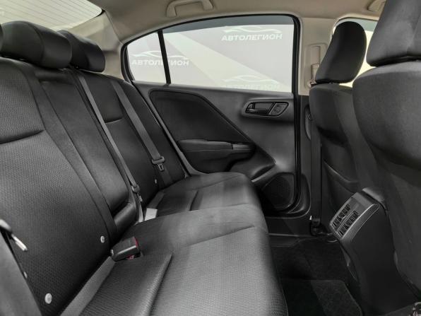 Honda Grace I Рестайлинг с пробегом 2017 года, цена 900 000 рублей, 160000 км, седан, Автокод Объявления