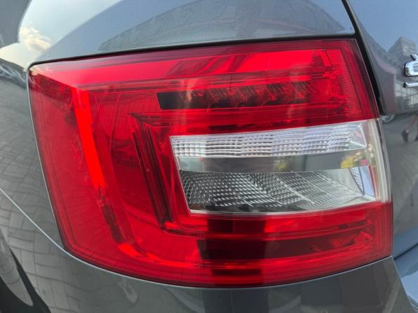 Skoda Octavia III (A7) Рестайлинг с пробегом 2017 года, цена 1 569 900 рублей, 101807 км, лифтбек, Автокод Объявления