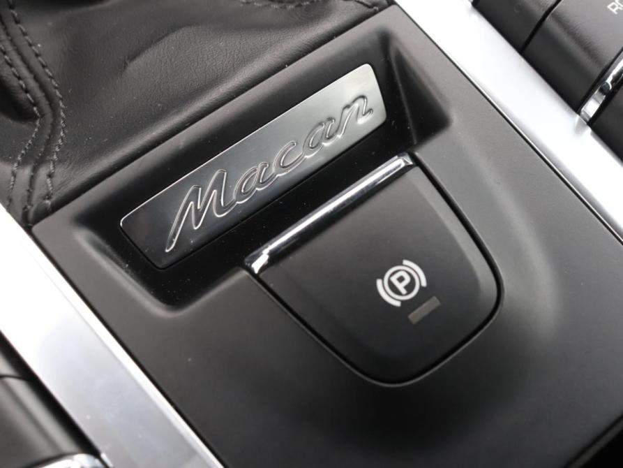Porsche Macan I Москва  - изображение 20