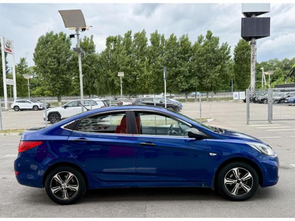 Hyundai Solaris I с пробегом 2011 года, цена 648 000 рублей, 145201 км, хэтчбек, Автокод Объявления