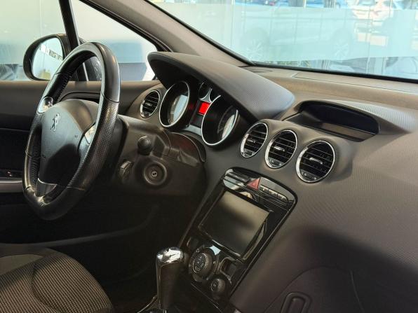 Peugeot 408 I Рестайлинг с пробегом 2019 года, цена 1 220 000 рублей, 61884 км, седан, Автокод Объявления