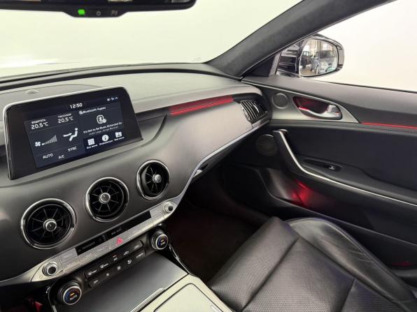 Kia Stinger I с пробегом 2019 года, цена 3 250 000 рублей, 125907 км, лифтбек, Автокод Объявления