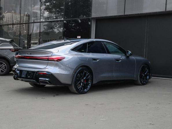 Audi A5 III (B10) с пробегом 2025 года, цена 5 650 000 рублей, 7000 км, лифтбек, Автокод Объявления