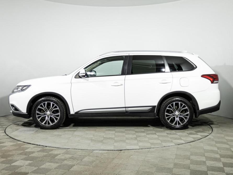 Mitsubishi Outlander III Рестайлинг 2 Санкт-Петербург  - изображение 8