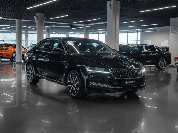 Skoda Superb III Рестайлинг с пробегом 2025 года, цена 3 450 000 рублей, 59 км, лифтбек, Автокод Объявления