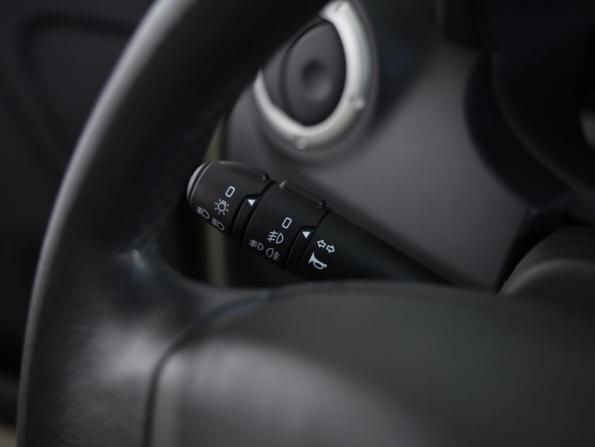 Renault Sandero I с пробегом 2012 года, цена 589 000 рублей, 220208 км, хэтчбек, Автокод Объявления