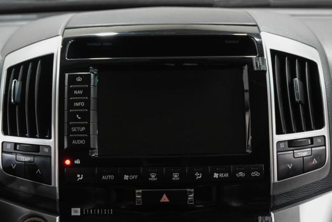 Toyota Land Cruiser 200 Series Рестайлинг 1 с пробегом 2012 года, цена 3 469 000 рублей, 273000 км, внедорожник, Автокод Объявления