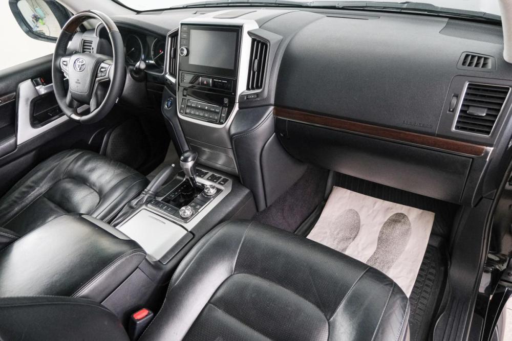 Toyota Land Cruiser 200 Series Рестайлинг 2 Красноярск  - изображение 10