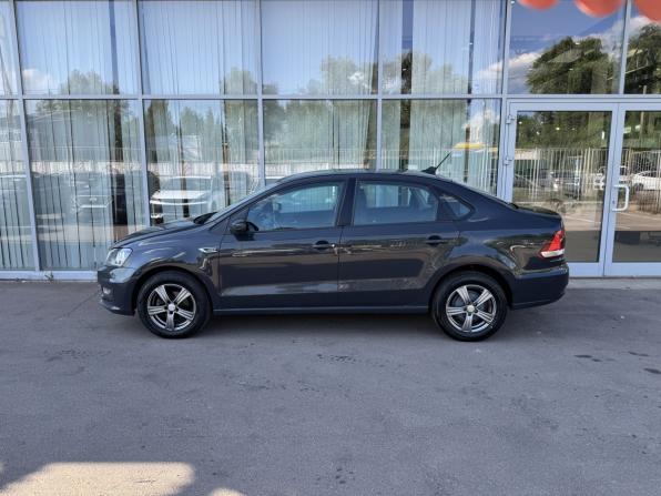 Volkswagen Polo V Рестайлинг с пробегом 2018 года, цена 895 000 рублей, 209302 км, седан, Автокод Объявления