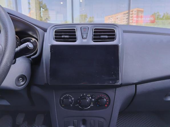 Renault Logan II с пробегом 2016 года, цена 659 800 рублей, 118030 км, седан, Автокод Объявления