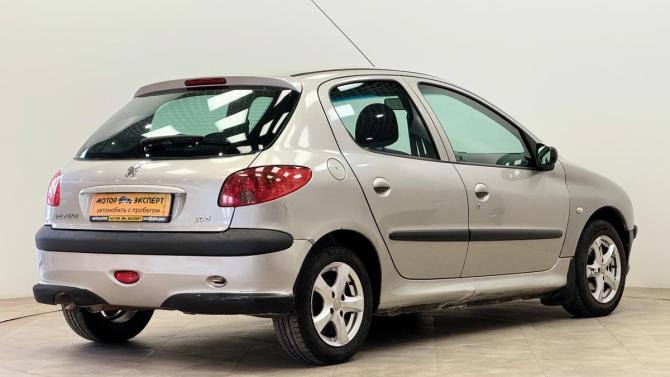 Peugeot 206 с пробегом 2004 года, цена 115 000 рублей, 193125 км, хэтчбек, Автокод Объявления