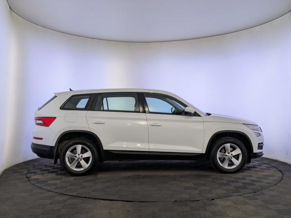 Skoda Kodiaq I с пробегом 2021 года, цена 2 450 000 рублей, 125134 км, внедорожник, Автокод Объявления